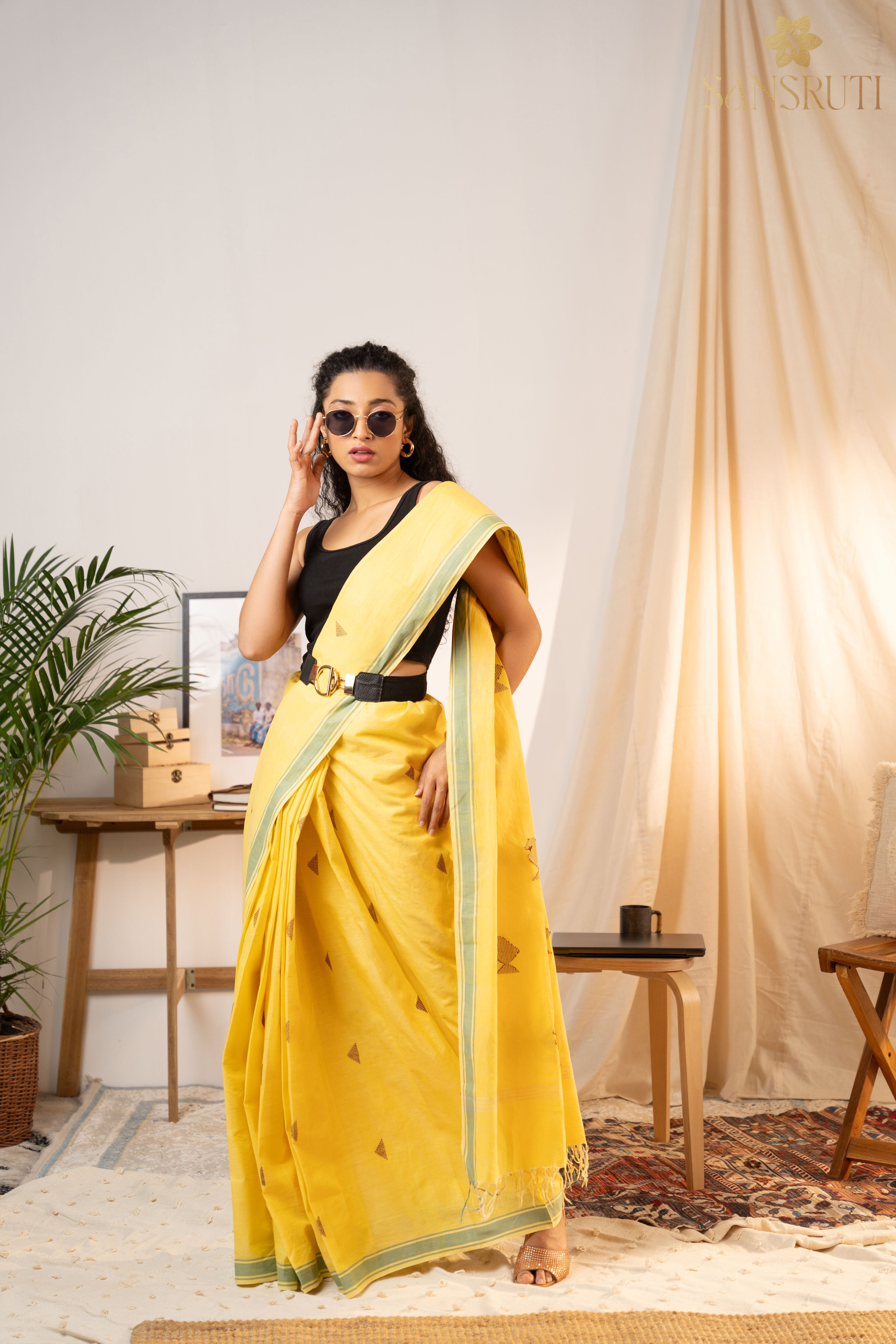 Sun Radiance Bawan Buti Cotton Saree