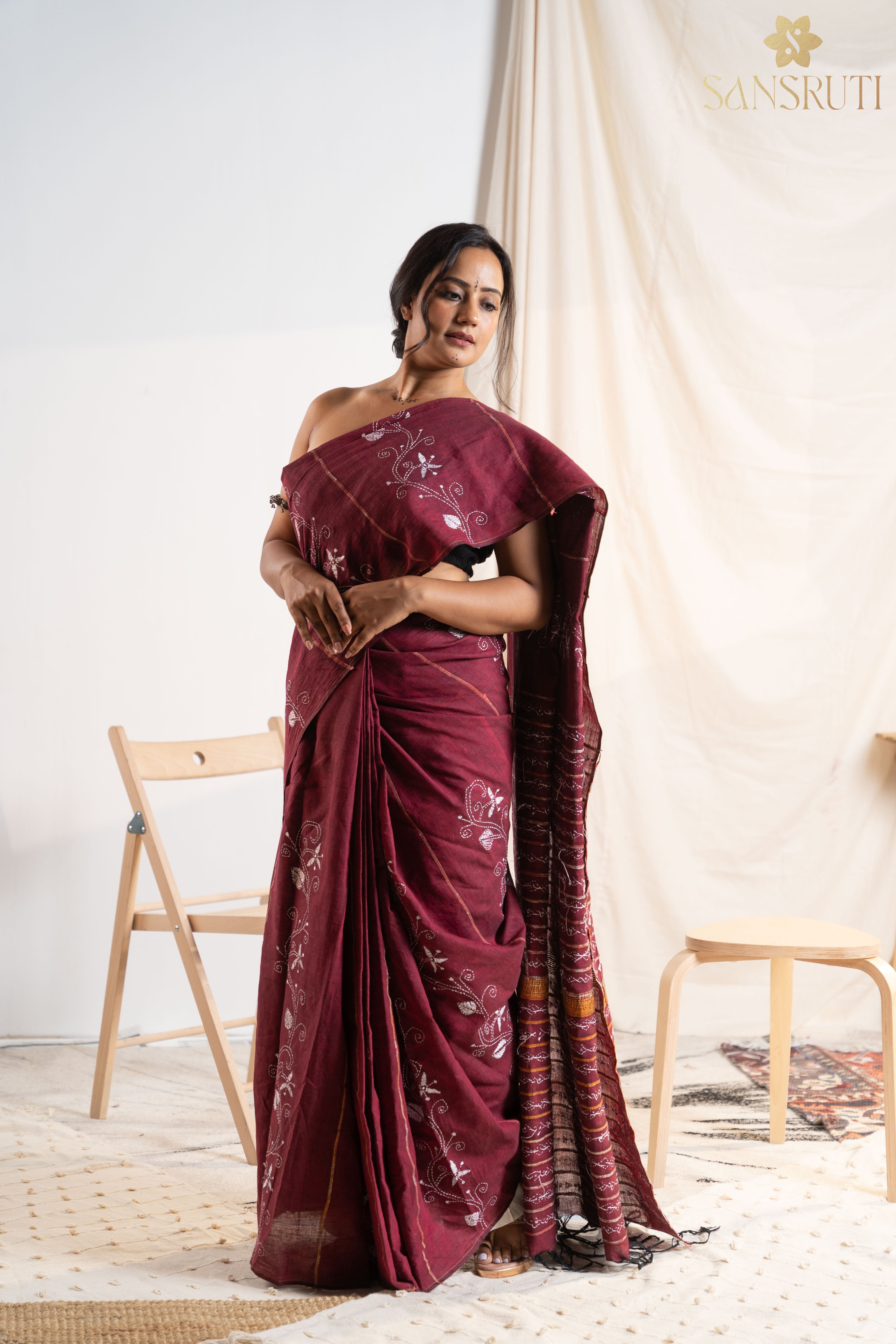 Blooming Red Kantha Saree