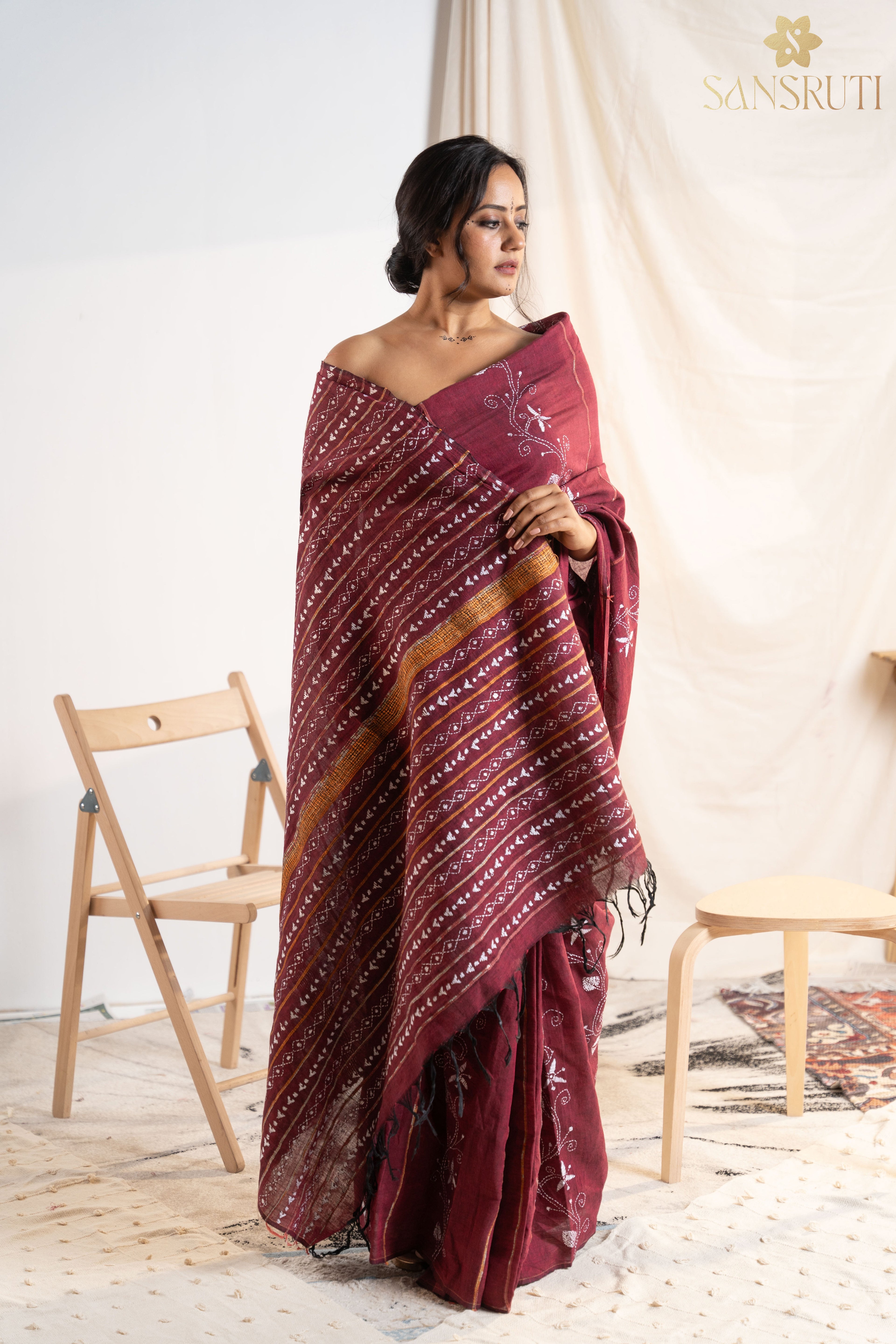 Blooming Red Kantha Saree