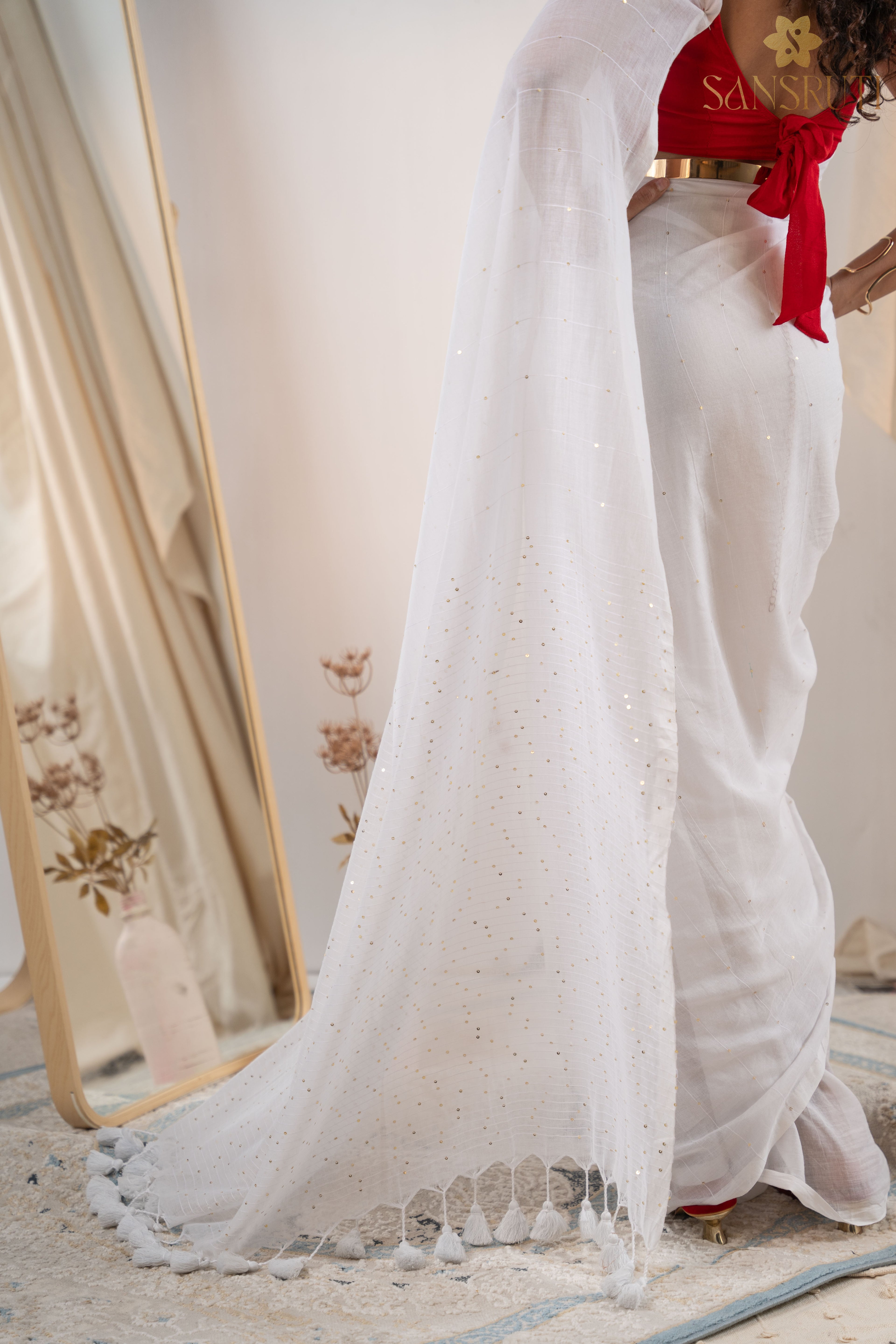 Sitara Spark White Mul Cotton Saree